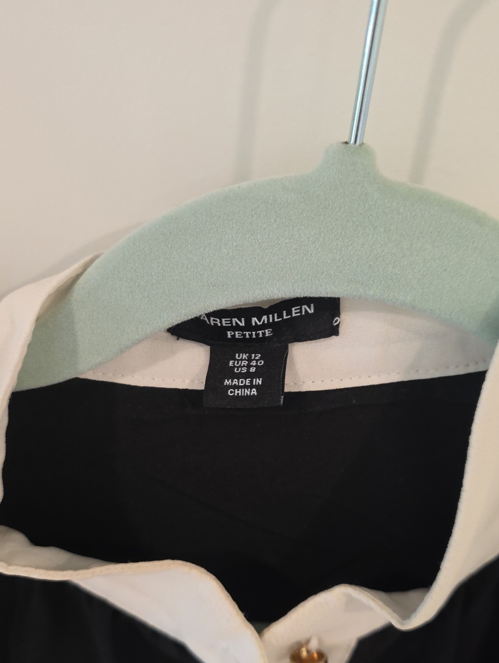 Karen Millen Black and White Long Sleeve Shirt Dress with Contrast Trim | US8P - Picture 4 of 13